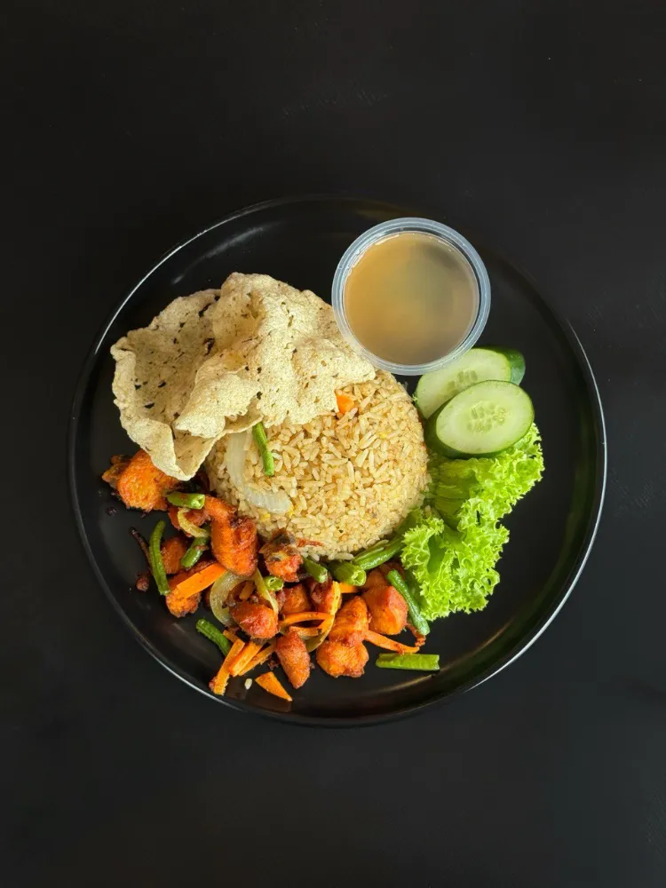 NASI GORENG - AYAM GORENG KUNYIT
